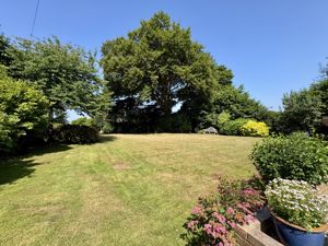 Photo 25- click for photo gallery